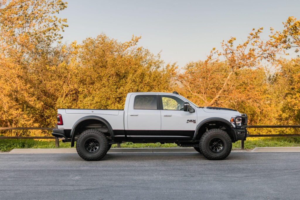 2023 Ram 2500 Laramie Night Crew Cab 4×4 AEV Prospector XL